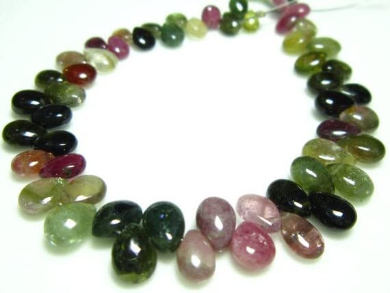 Tourmaline smooth pear briolettes de 4-7mm en fil de 7 inches