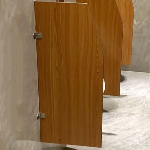 Modern Wall Mounted Urinal Partition Screen for Men's Restrooms Privacy Divider for Public Bathrooms Durable Urinal Protection Shield Stylish Bathroom Accessories