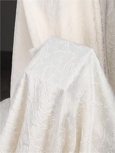 Mousseline de polyester fluide pour confectionner des robes fleuries