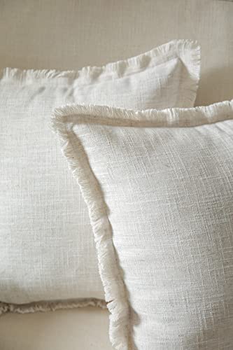 Caflife Throw Pillow Covers 18X18 For Boho Bed Couch, 2 Pack Elegant Home Decorative Off White With Tassels Linen Burlap Throw Pillows For Farmhouse Outdoor Sofa #TOP3
