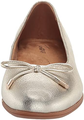 Trotters Women's Flats, Champagne Metallic Leather, 8.5 | Image 1