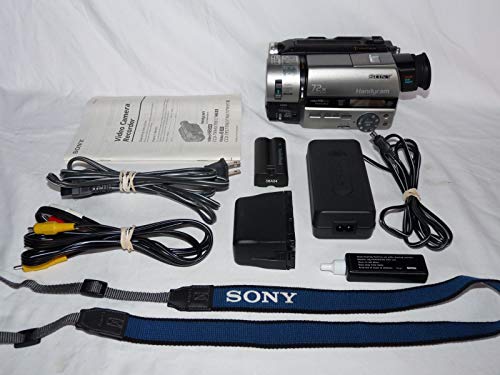 Sony CCDTR940 Hi8 stereo camcorder