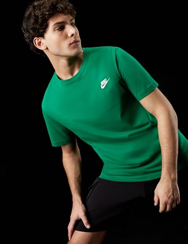 Image of Nike Men's Sportswear Club T-Shirt