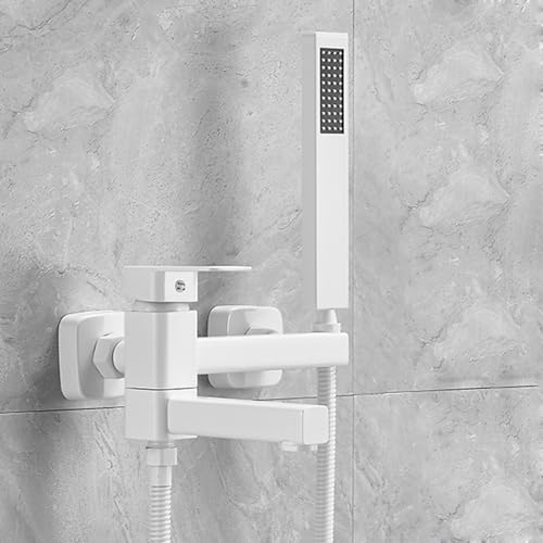 Mitigeur de salle de bain avec douche pour optimiser l'espace et le bain des enfants