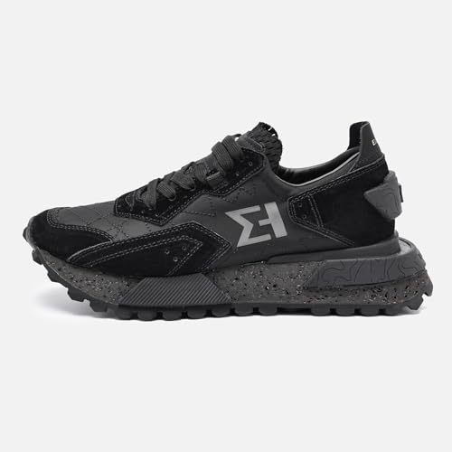 Image of The NSJ600 is a Sneaker with a Very Graphic Design, Made of Leather, Premium Suede and Nylon its Vintage Sporty Finish fit Every Outfit.