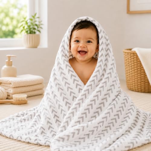 Image of 100% Cotton Muslin Baby Swaddle & Bath Towel, 120 x 120 cm (47 x 47 Inches), Soft & Breathable Newborn Baby Swaddle Wrap, Lightweight Cotton Baby Blanket, 0-18 Months, Zig Zag, Set of 1