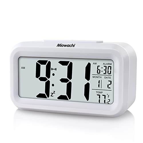 Miowachi Digital Alarm Clocks For Bedrooms Battery Operated,Snooze,Night Light Easy Setup Small Clock For Kids White #TOP7
