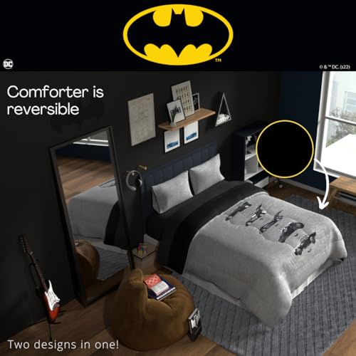 Image of Franco Collectibles Batman DC Comics Classic Bedding Super Soft Cozy Microfiber Reversible Comforter, Queen, (Officially Licensed Product)