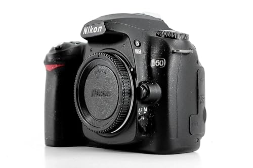 Nikon D50 Appareil photo numérique Reflex 6.1 Kit Objectif AF-S DX 18-55 mm Noir
