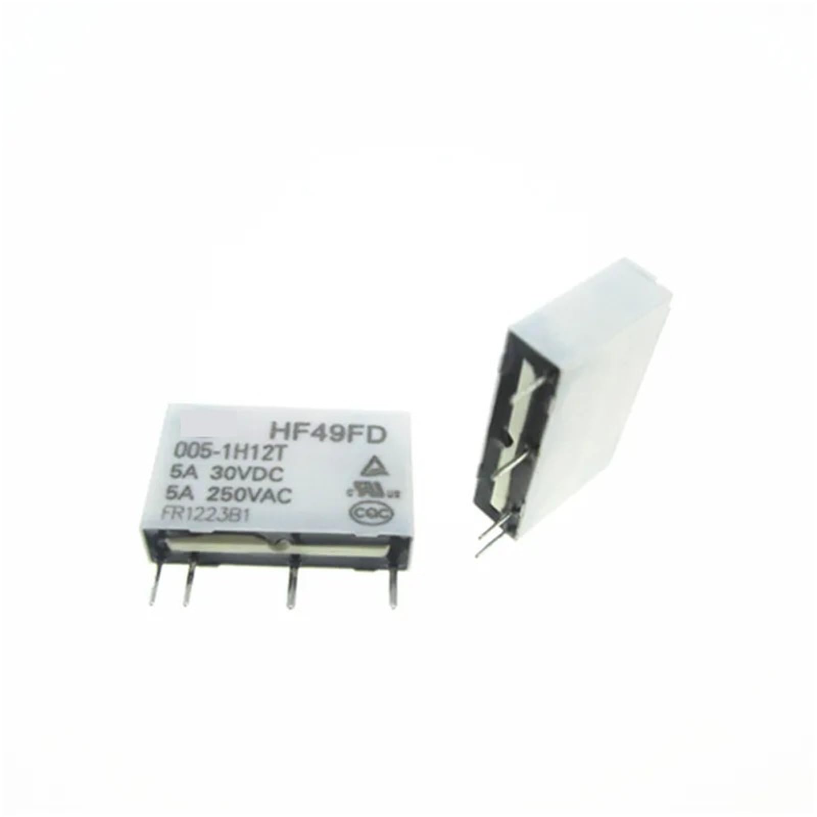 HF49FD-005-1H12T mini relais commuter 5V DC format compact DIP4