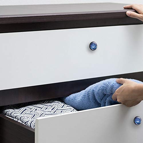 Boutons de meuble ronds pour sublimer la décoration d'une commode de chambre