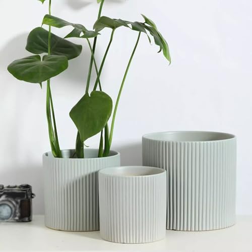 Pot de fleur cylindrique vert clair en céramique avec drainage Ø 15cm