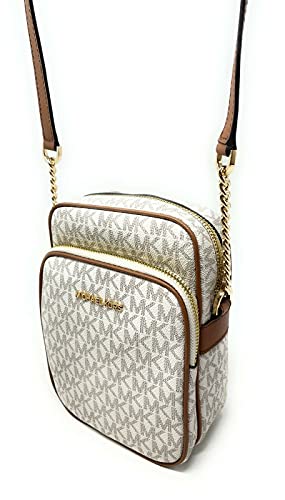 Jet Set Travel Medium Logo Crossbody Bag #TOP1