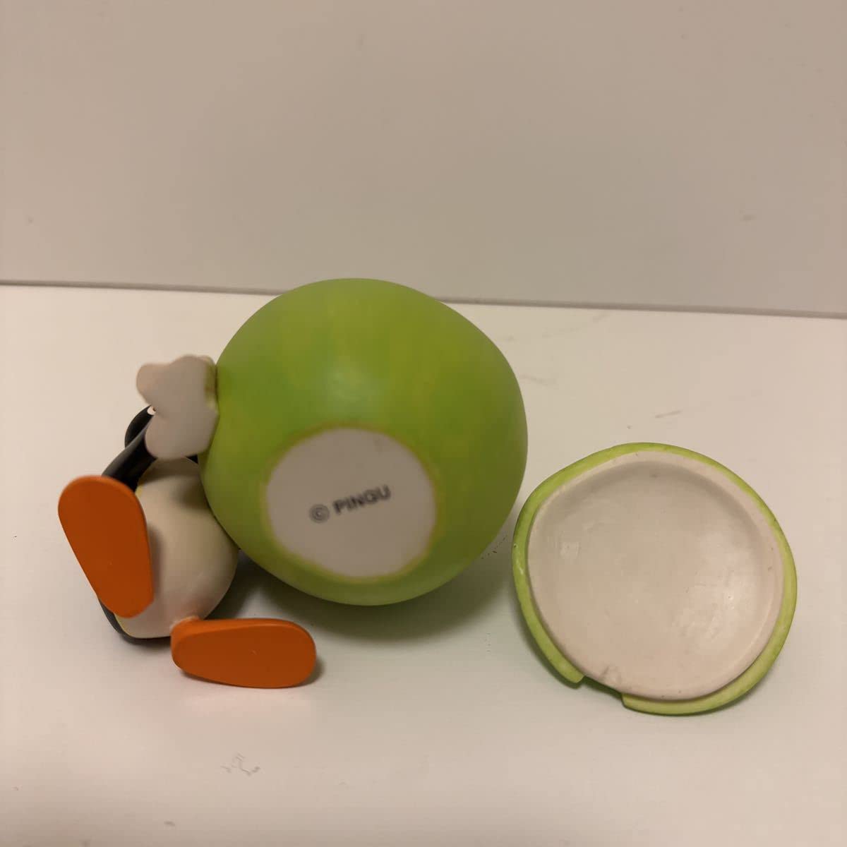 Amazon.co.jp: レア希少 PINGUフルーツシリーズポリレジン製入れ物 青 