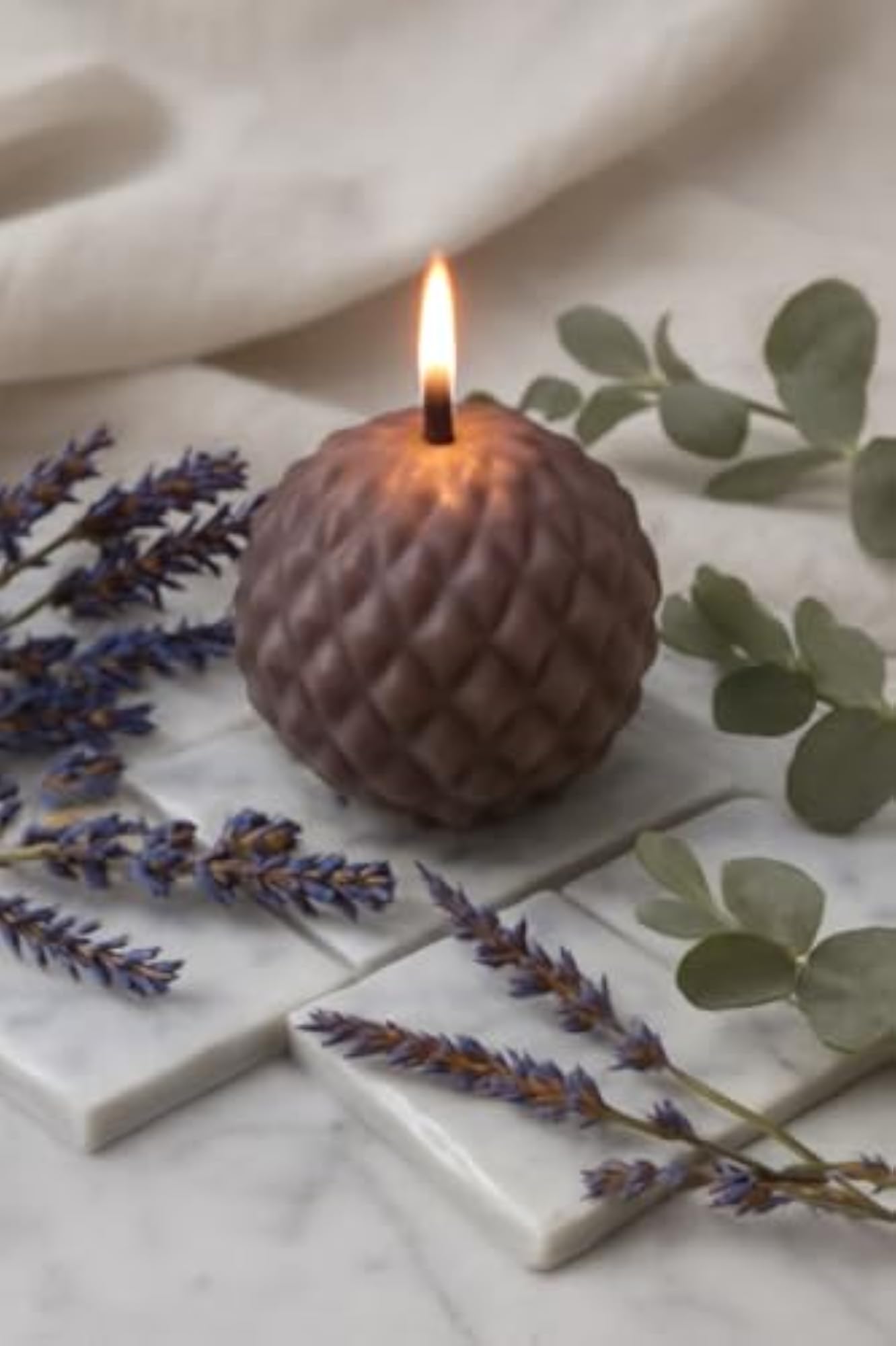 Premium Honeycomb Scented Candle, Elegant Gift