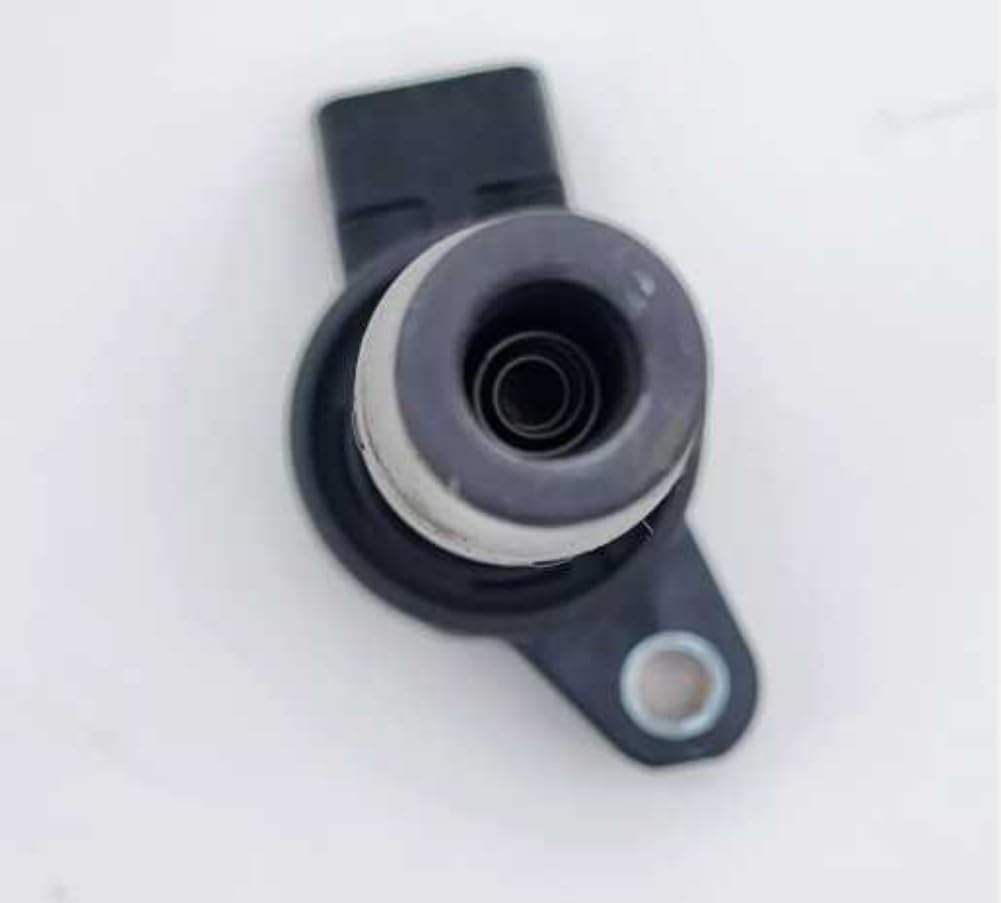 Top view of the ignition coil's spark plug boot connection