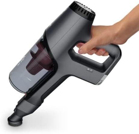 Person holding Tefal X-Pert 3.60 in compact handheld mode