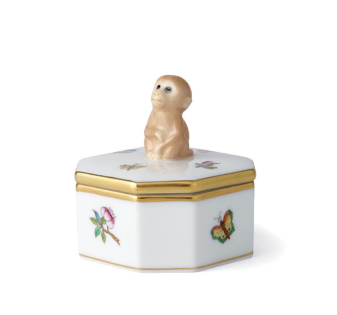 【超美品】Herend ヴィクトリア　さる　小筐　小箱ボンボニエール Amazon.co.jp: Herend ヴィクトリア さる 小筐 小箱ボンボ