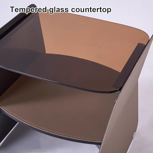 Petit bureau et table de nuit pour optimiser un studio urbain