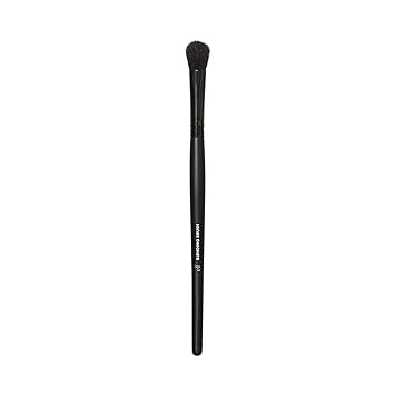 e.l.f. Blending Brush, Makeup Brush For Blending Eyeshadow & Concealer,