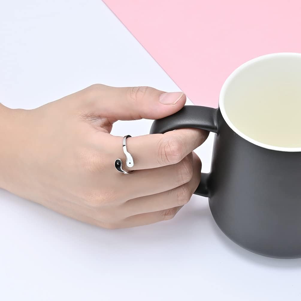 Unisex Stainless Steel Creative White Black Yin Yang Fish Tai Chi Lucky Amulet Opening Signet Ring