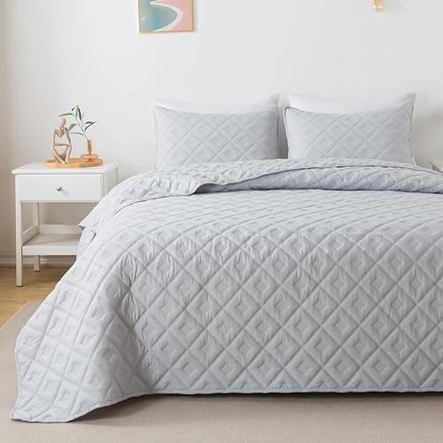 HIARUO 3-Piece King Quilt Set - Soft Warm Ultrasonic Reversible Pleated Comforter Coverlet Bedspread Set (104 x 90 Inch) with 2 Pillow Sham (20 x 36 Inch), Grey Diamond