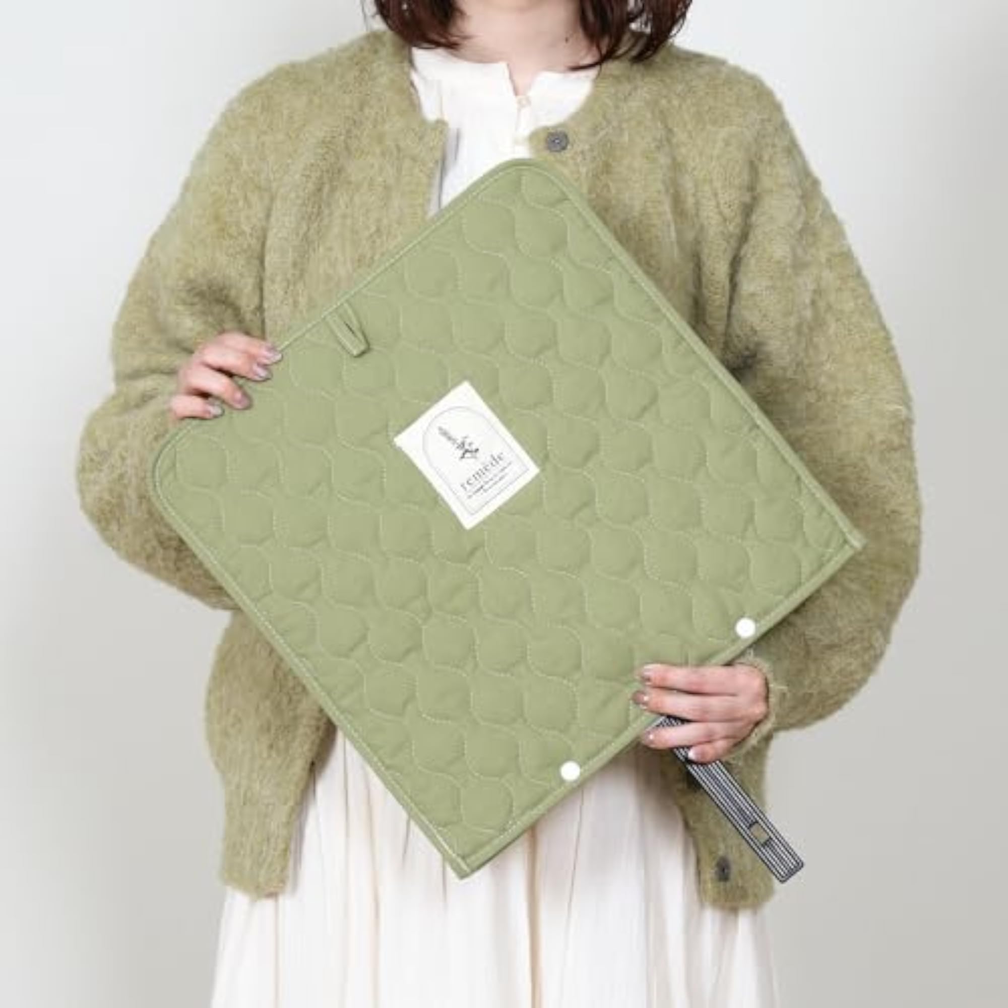 Pressed Life Set of 2 Types (Fan Case, Aksta Case)