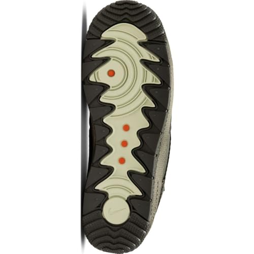 Nike Men's Air Force 1 Wild Sneaker2