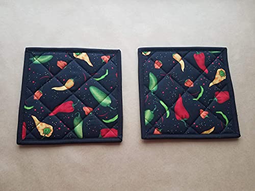 Chili Pepper Potholders Set Of 2 Southwestern Kitchen Linens Chili Peppers Home Decor Quilted Hot Pads Insulated Trivets Tex Mex Kitchen Decor Spicy Themed Kitchen Linens Handmade Gifts Under 20 #TOP4