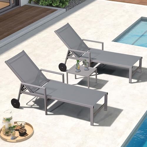 PURPLE LEAF Outdoor Chaise Lounge Set for 2 Aluminum Patio Chaise Lounger Chairs with Armrest and Wheels Adjustable Pool Chaise Lounge Chair for Beach Yard Poolside Table Included, Grey
