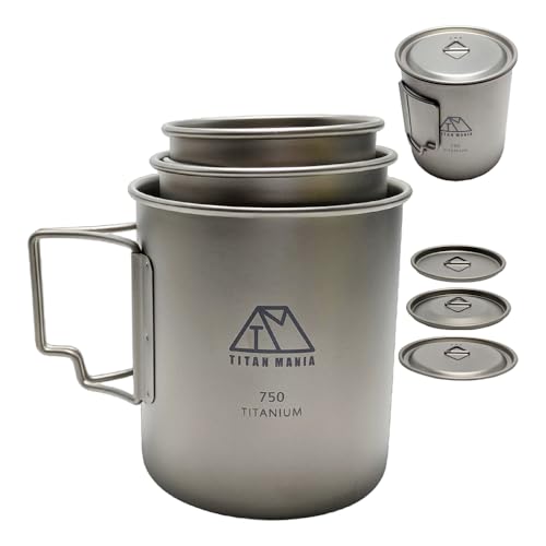 TITAN MANIA(チタンマニア) マグカップ チタン製 蓋付き 全てのサイズが蓋ごとスタッキング出来る 超軽量 折りたたみハンドル 直火 錆びない 単層構造 キャンプ ソロキャンプ アウトドア用品 キャンプ用品 収納袋付き (3点セット 300ml/450ml/750ml)