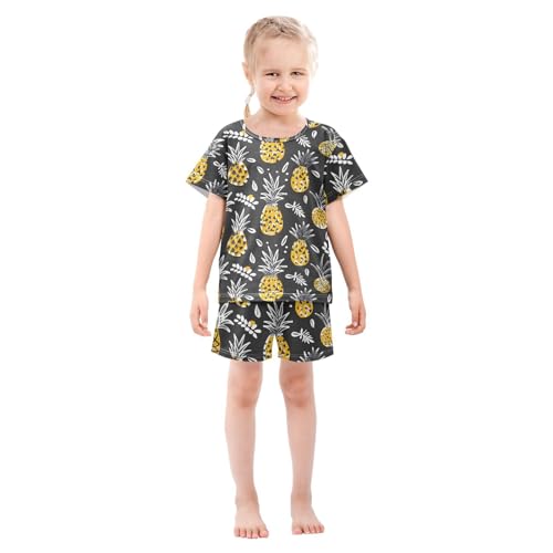 ALAZA Pineapple Leaf Black Pajamas Short Sleeve 2 Piece Sleepwear Top and Bottom Pajama Set Unisex3