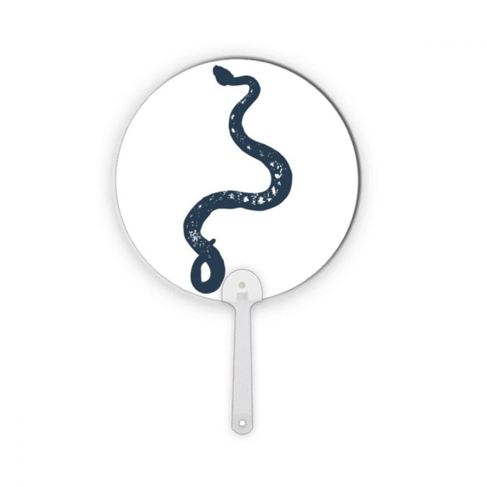 Serpent noir en plastique rond pour accessoiriser un déguisement sans acheter un kit complet