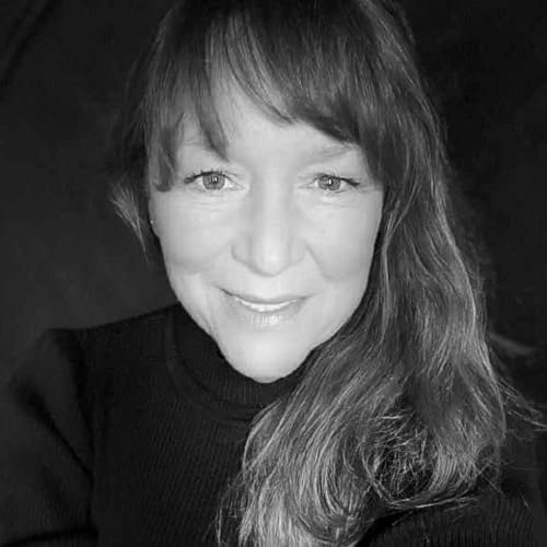 Page de couverture de Episode 301: Segment 296, Susan Ahearn, Psychic Medium, Film Actor, Paranormal Cinematic Consultant, Experiencer