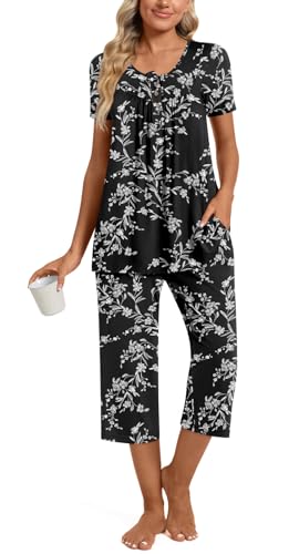 Image of Womens Summer Pajama Sets 2 Piece Short Sleeve Top and Capri Pants Plus Size Ladies Lounge Pjs Sets with Pockets