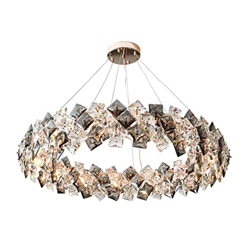 Chandelier cristal nordique pour créer une atmosphère moderne couple salon chic 75 cm