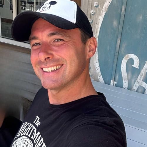 Page de couverture de Thinking Disney - Disney World Questions Answered