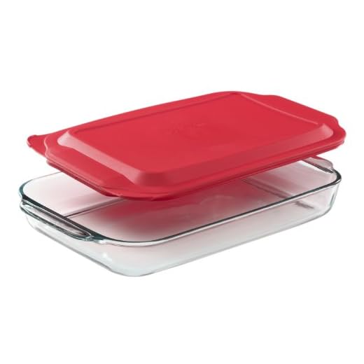 Pyrex 4.8-qt Oblong Baking Dish with Red Lid