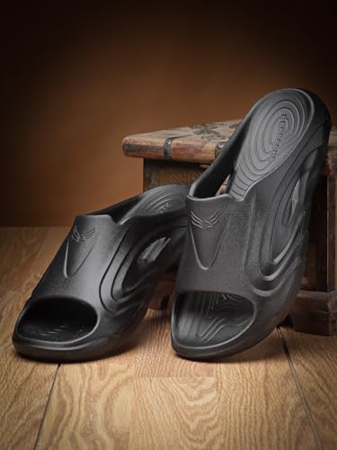 Image of BERSACHE Extra Soft Classic Casual with Back Strap Regular wear with Ultra Soft & Flexibility Technology Clog for Men's & Boy's