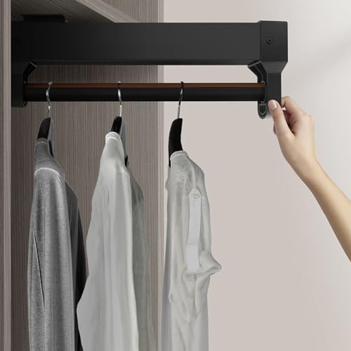 Rangement horizontal pour vêtements afin d'éviter les plis