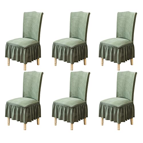 Housse de chaises vert cyprès idéale pour sublimer vos repas de fête