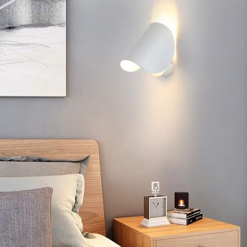 Lámpara minimalista de estilo nórdico que ahorra espacio en dormitorios pequeños 3