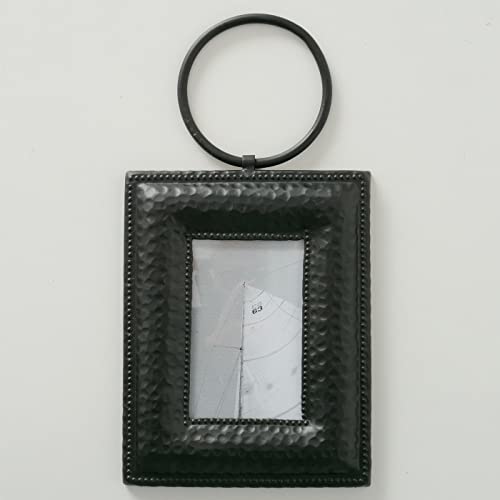 Seaside No.64 - Marco de fotos de aluminio martillado negro - Formato horizontal vertical - 10 x 15 cm y 13 x 18 cm - de cuatro modelos a elegir (pequeño vertical) Cover