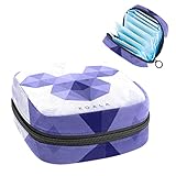 Fabriqué en tissu peluche, éponge et tissu Oxford, ce sac à main est doux au toucher et durable.