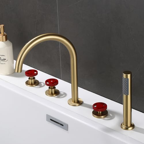 Pommeau de douche de luxe et robinetterie finitions chromé et or brossé design