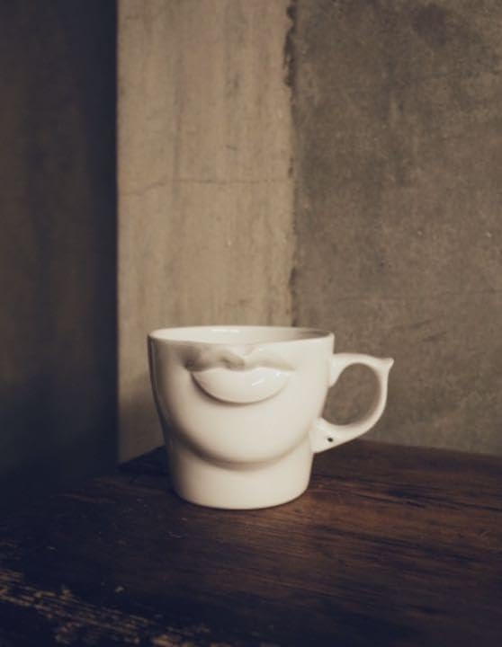 Amazon.co.jp: レア DEPT TOWA CERAMICS LIPS MUG リップスマグ レンジ 