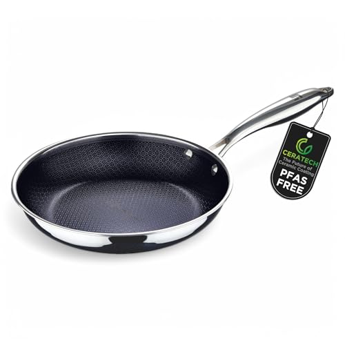 Bergner STEELBLUE | Sartén híbrida Tri-Ply sin PFAS de 28 cm con revestimiento cerámico CERATECH | Acero inoxidable | 3 capas | Apto para inducción | Resiste Arañazos | Estructura de panal azul