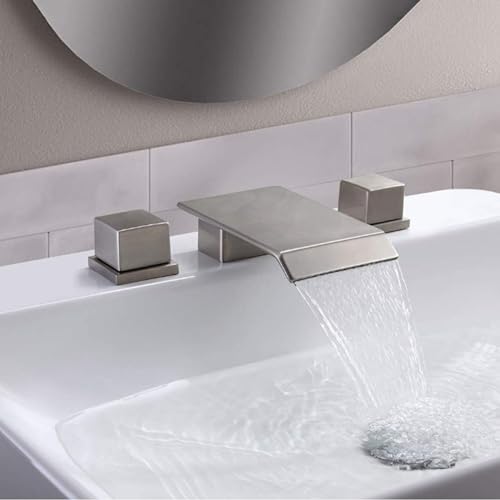 Robinet cascade pour lavabo 3 trous en or brossé design moderne chic