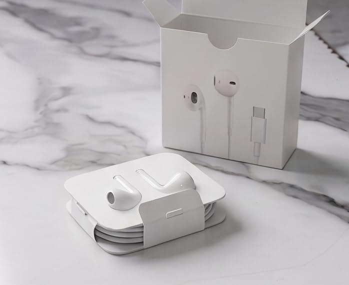 Image of Type-C Wired in-Ear Earphones, 1