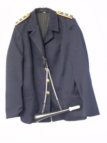 Uniformjacke eines Sekretärs der Deutschen Reichsbahn der DDR, Konfektionsgröße 88 m sowie 1 Signalhorn an Gliederkette